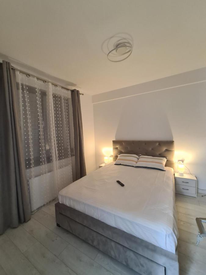 Vladimir Residence Mamaia Nord 那沃达利 外观 照片